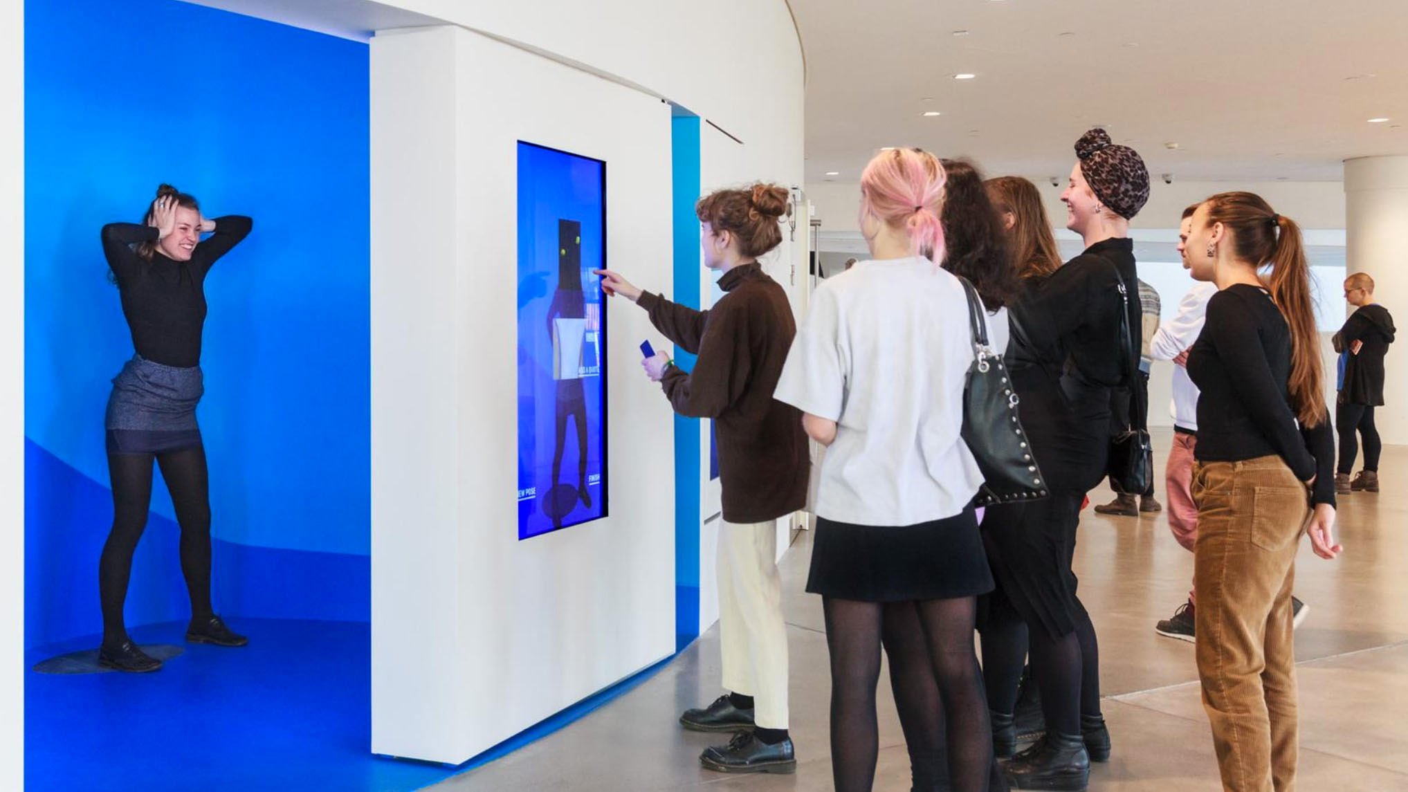 ARoS Public - Portrait Machine